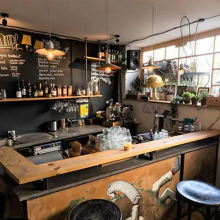 بيت شباب Montagu & Bar إنسبروك