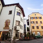 Montagu & Bar Innsbruck