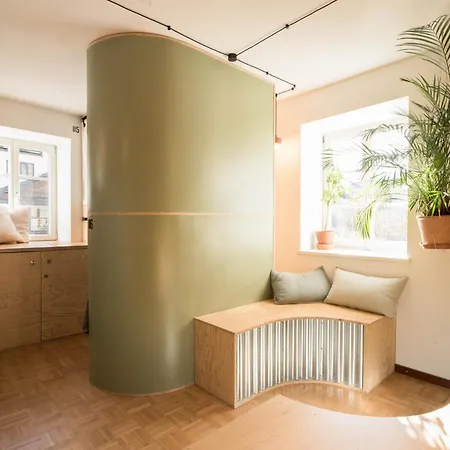 Montagu Vandrarhem *