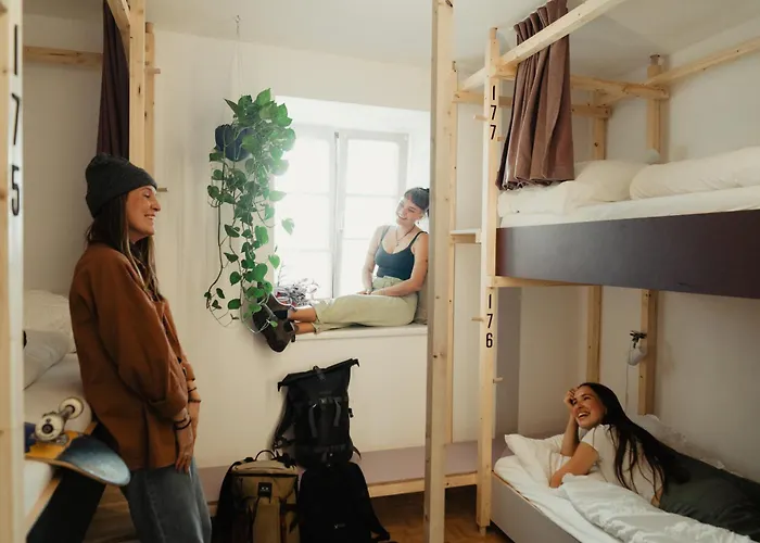 Montagu & Bar Ostello Innsbruck