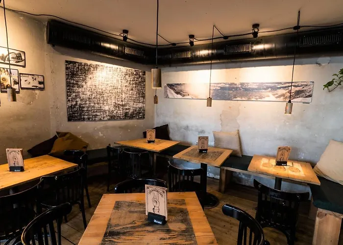 Montagu & Bar Innsbruck